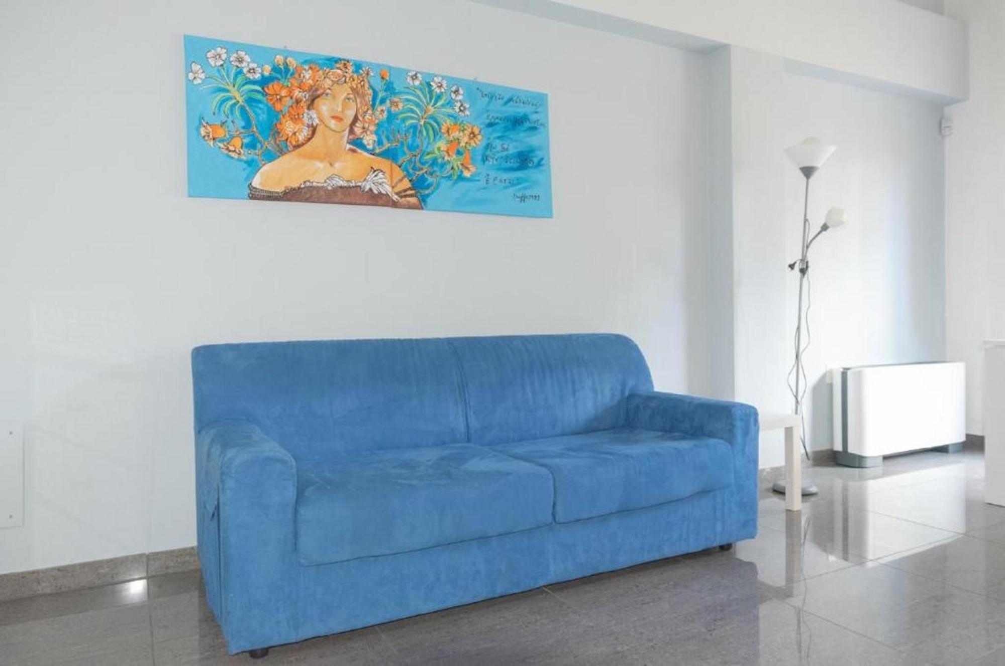 דירות לצ'ה Il Cortile Delle Esperidi מראה חיצוני תמונה